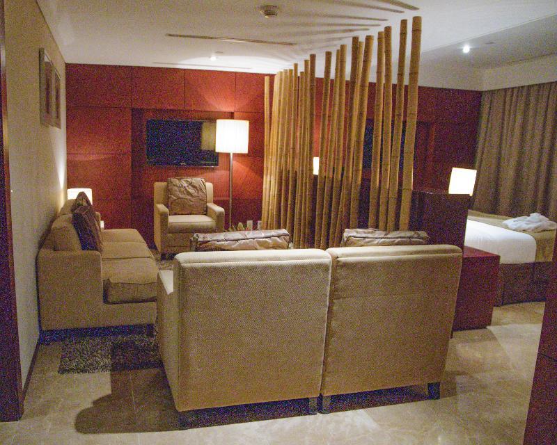 De Convencoes De Talatona Hotel Luanda Exterior foto
